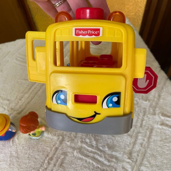 Fisher-Price Little People School Bus Toy With Lights And Sounds, 3 Figures, Tod - Picture 3 of 3